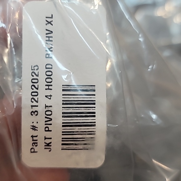 Arctiva snowmobile jacket - Picture 6 of 7